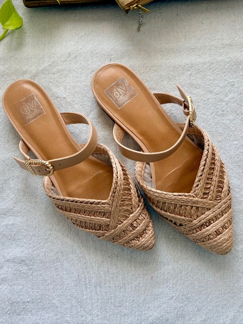 Dolce Vita Neutral Raffia Flat Mules - Picture 3 of 9